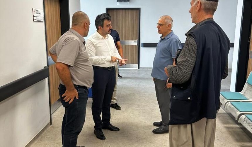 Diyarbakır'da kaymakam yeni hastaneyi ziyaret etti