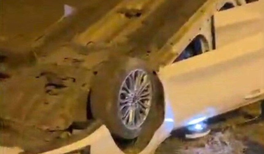 Diyarbakır'da otomobil takla attı