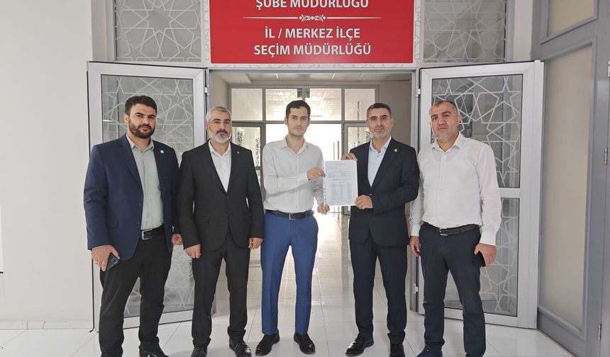 HÜDA PAR Bingöl İl Başkanı Butaku mazbatasını alarak göreve başladı