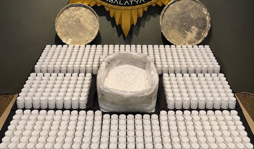 Malatya'da sokak satıcılarına operasyon: 10 tutuklama