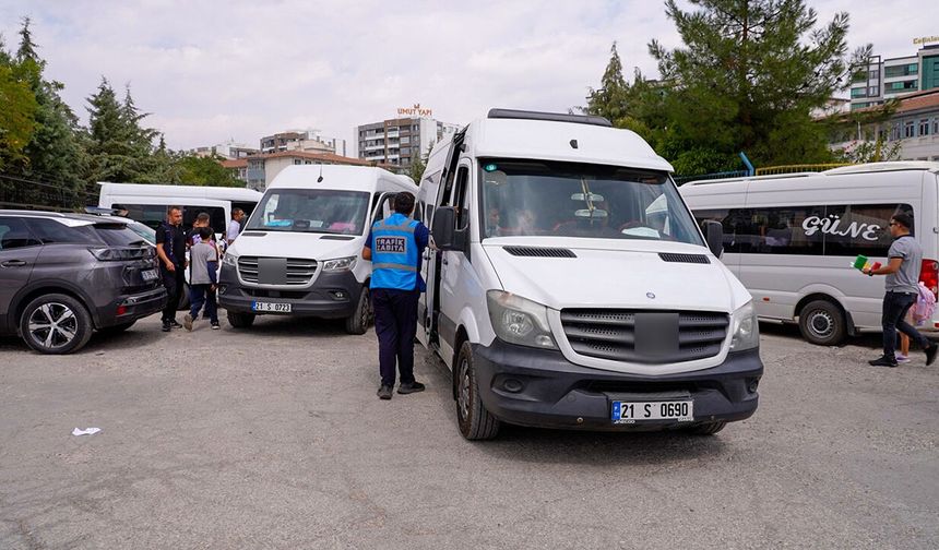 Diyarbakır'da okul servislerine denetim