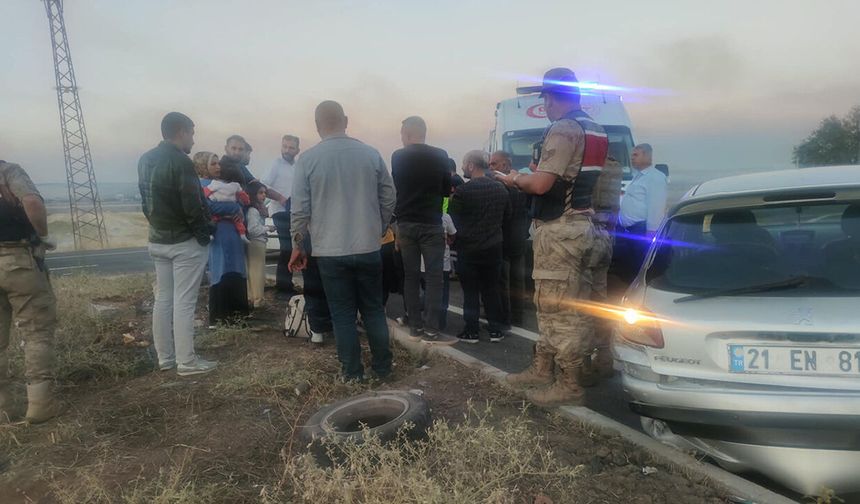 Diyarbakır-Çınar yolunda trafik kazası: 2 yaralı