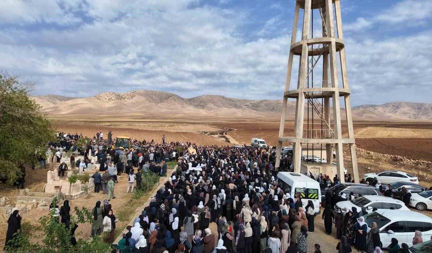 Mardin'deki kazada hayatını kaybeden 6 kişi toprağa verildi