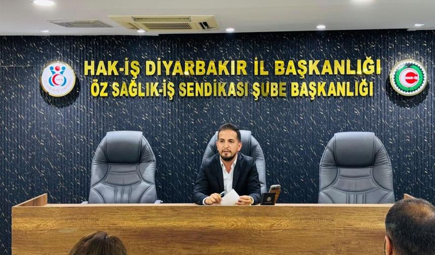 HAK-İŞ İl Başkanı Mehmet Aküzüm gazetecileri unutmadı