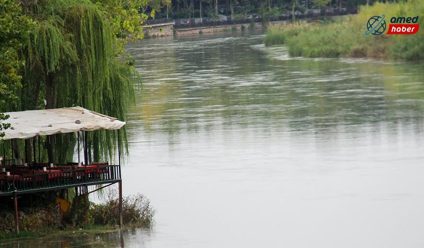 Diyarbakır'da yağışlarla birlikte Dicle Nehri'nin debisi arttı