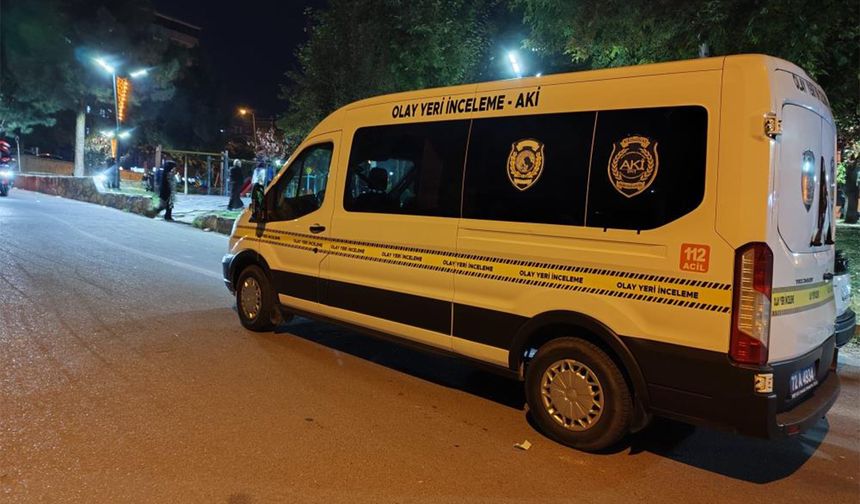 Batman'da parkta bıçaklı kavgada 1 kişi yaralandı
