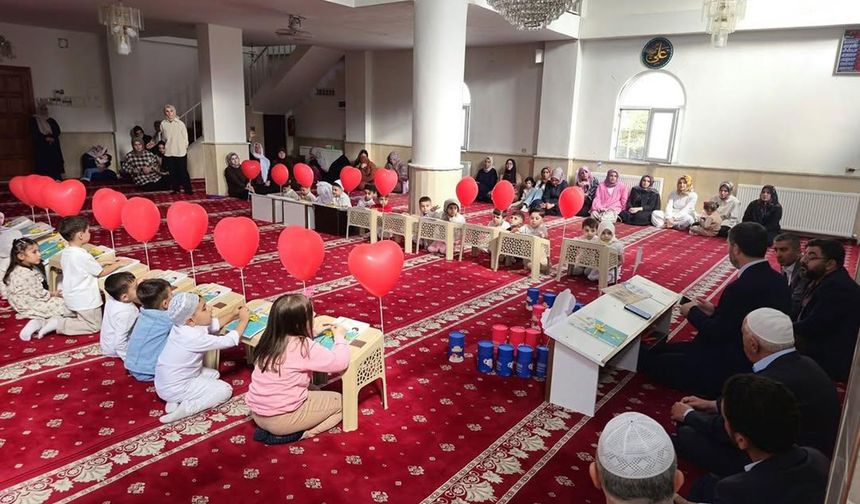 Silopi'de 4-6 yaş Kur'an kursu öğrencileri için 'Bedi Besmele' programı düzenlendi