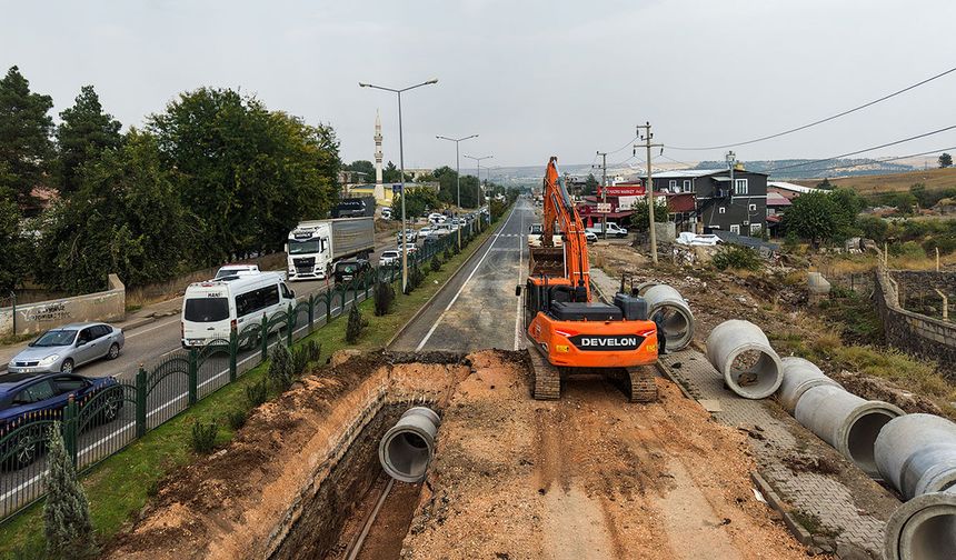 Diyarbakır-Silvan yolunda çalışma: Trafik tek şeride düşürüldü