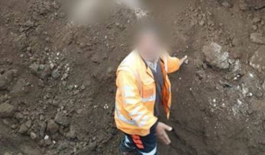 Van'da toprak altında kalan 42 yaşındaki işçi kurtarılamadı
