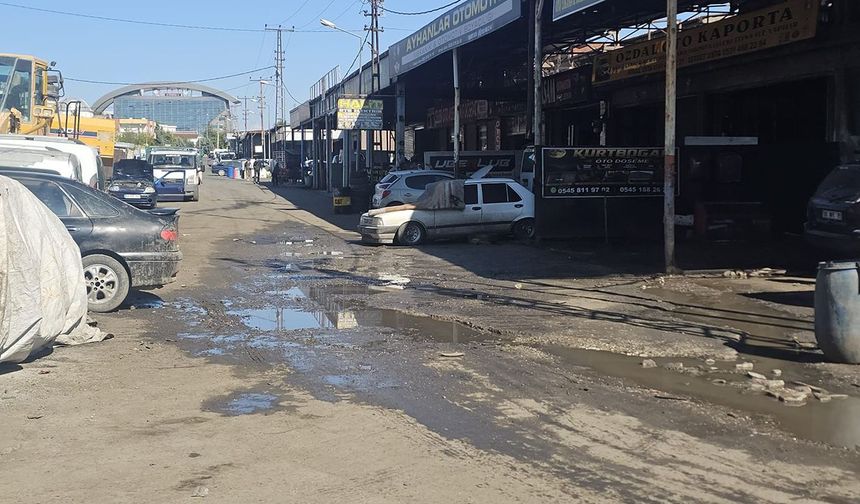 Diyarbakır'da sanayi esnafı bozuk yollardan şikâyetçi