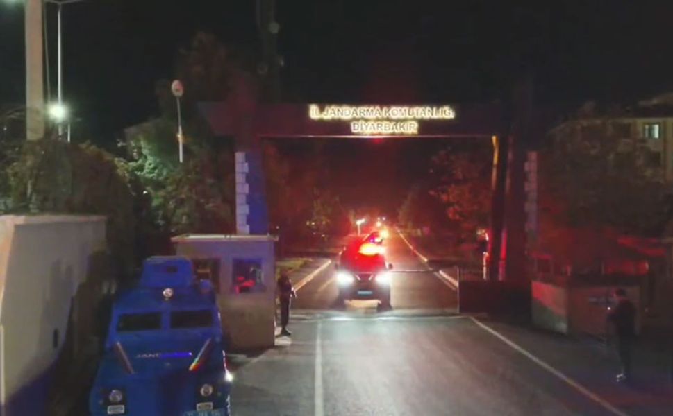 Diyarbakır'ın da olduğu birçok ile DAİŞ operasyonları: 92 gözaltı