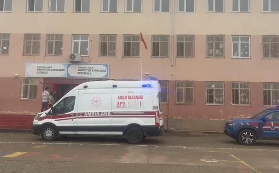 Diyarbakır'da bir okulda toplu zehirlenme şüphesi