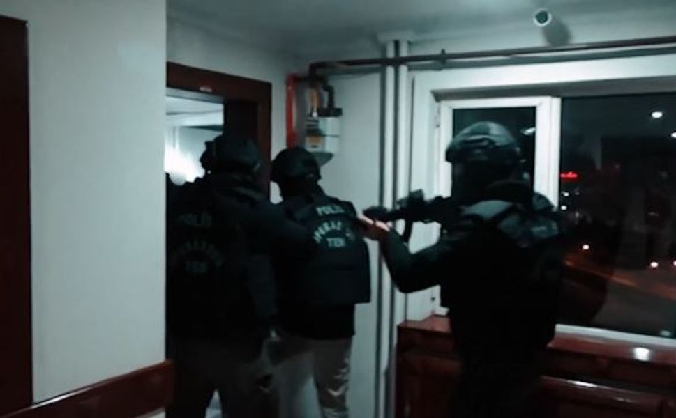 Diyarbakır, Şanlıurfa... 233 gözaltı, 51 tutuklama