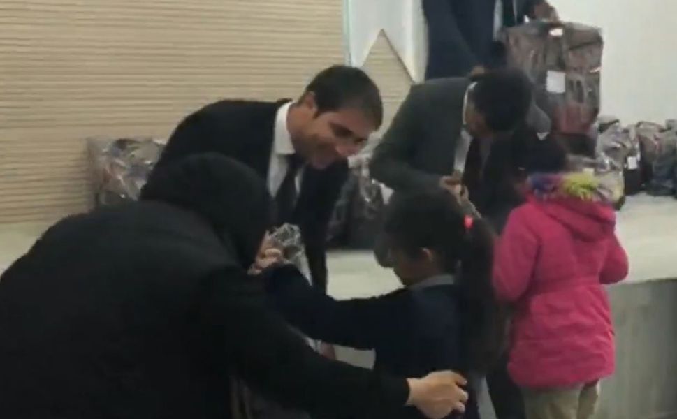 Diyarbakır'da gönüllü öğretmenlerden yetim ve öksüz çocuklara destek